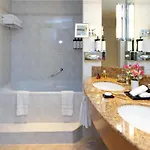 Hotel Sofitel Grande Ile