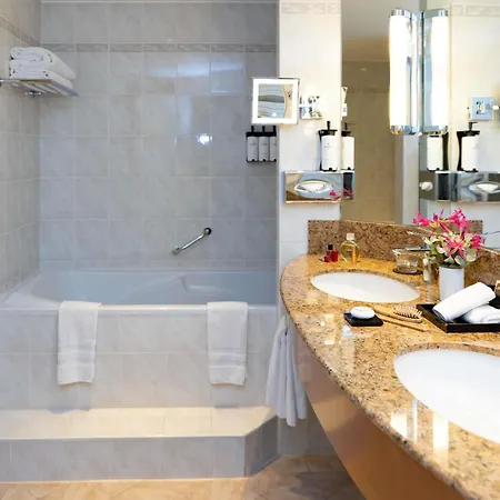 Hotel Sofitel Grande Ile